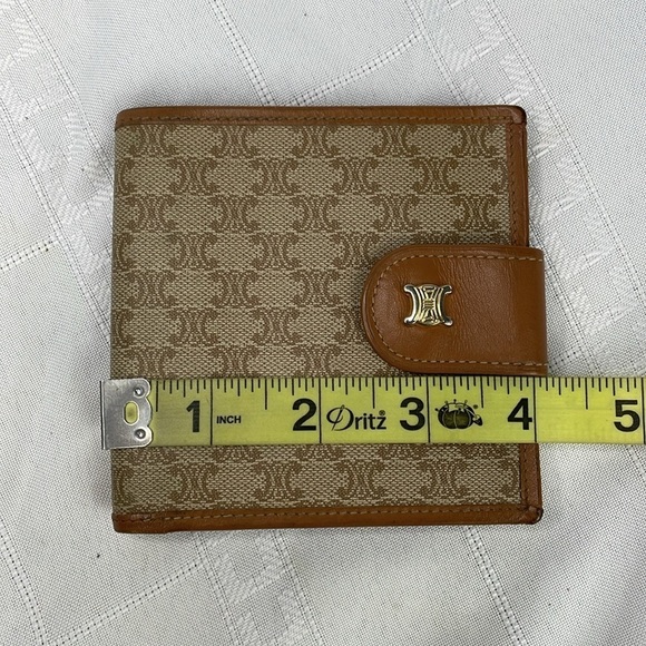 Celine Macadam Compact Wallet Beige Blason Leather Bifold Triomphe Snap - Picture 16 of 17
